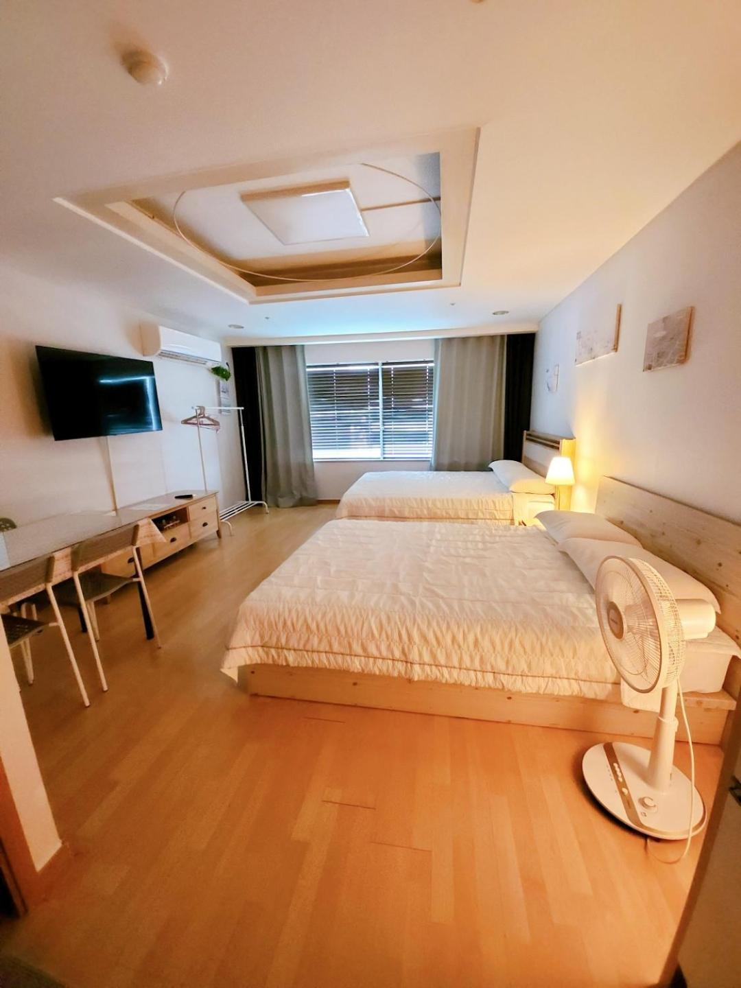 Hongdae Residence-2 1Min From Hongik Uni Station Exit #1 Seoul Exterior foto